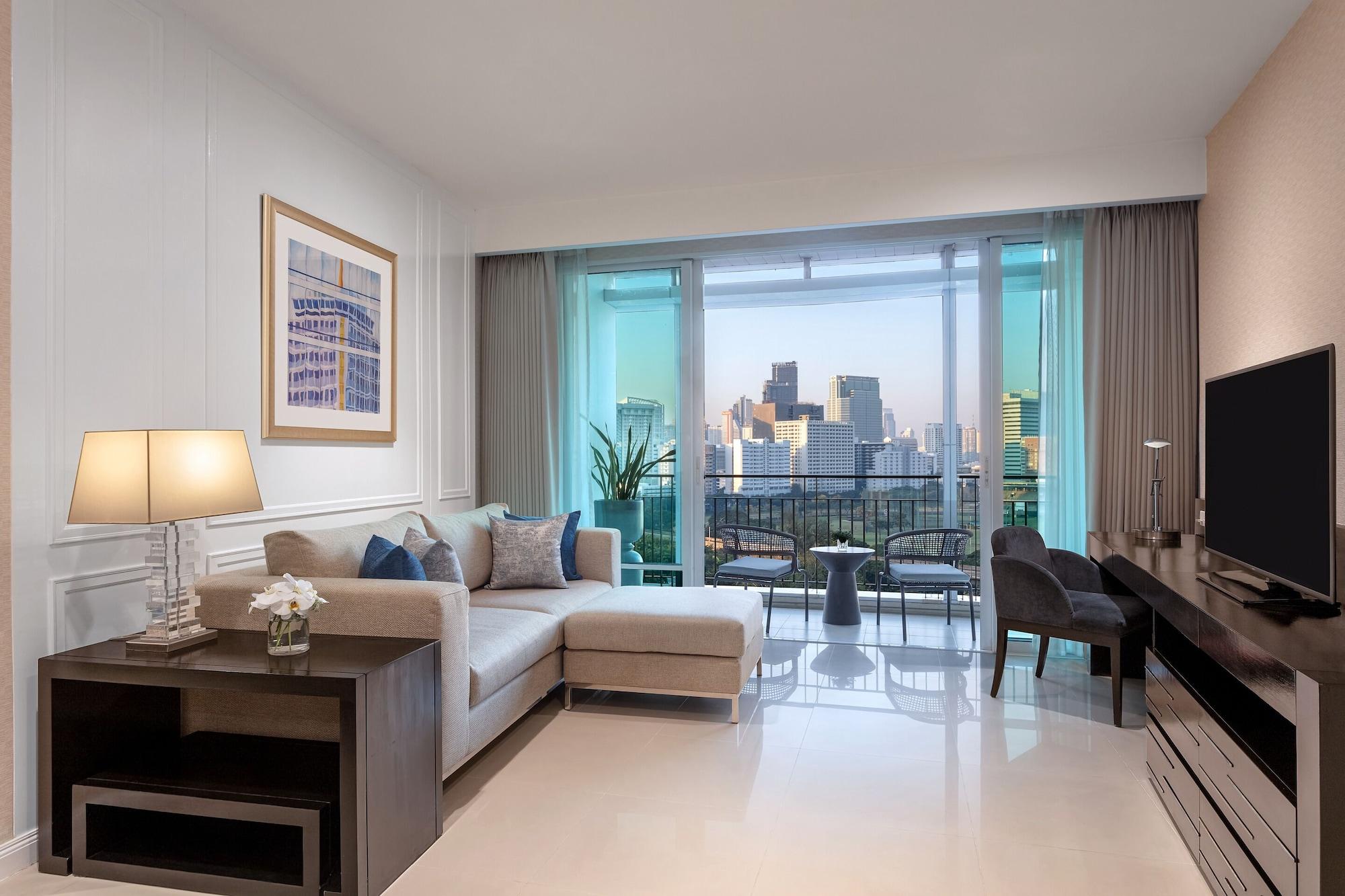 Dusit Suites Hotel Ratchadamri, Bangkok Eksteriør billede Living room
