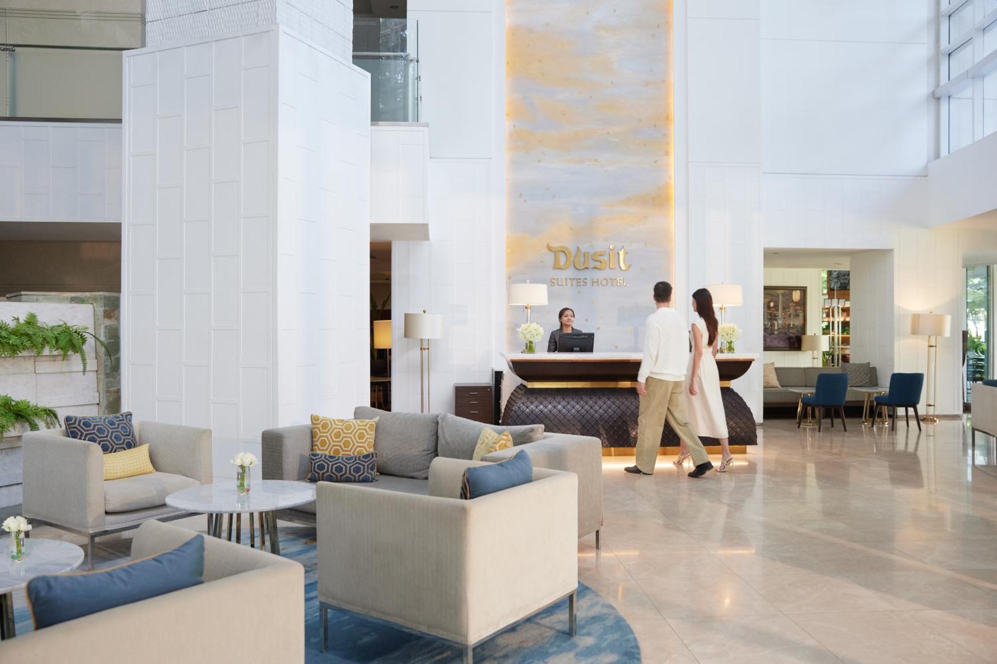 Dusit Suites Hotel Ratchadamri, Bangkok Eksteriør billede Lobby