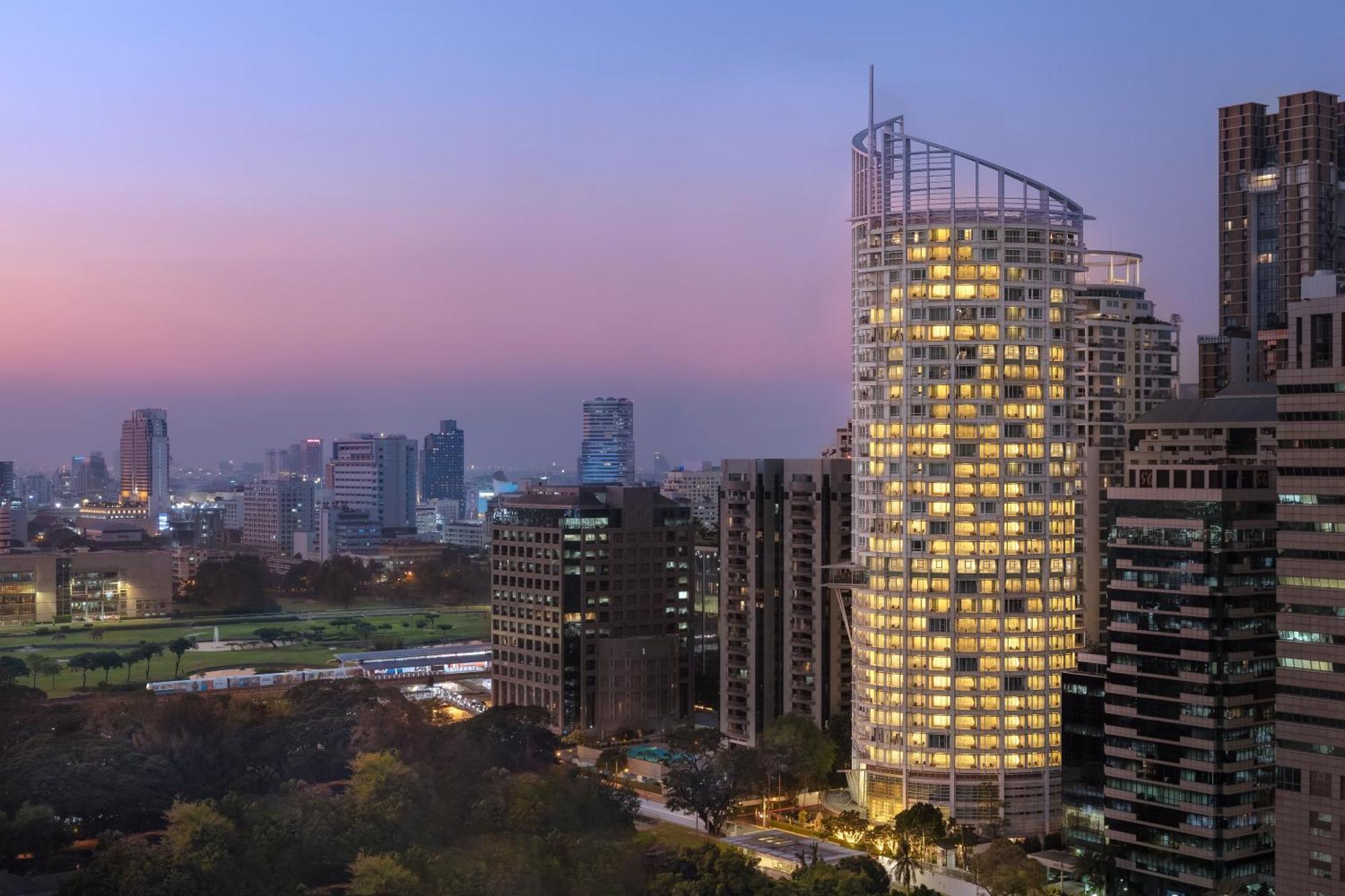 Dusit Suites Hotel Ratchadamri, Bangkok Eksteriør billede Residential buildings in Gurgaon